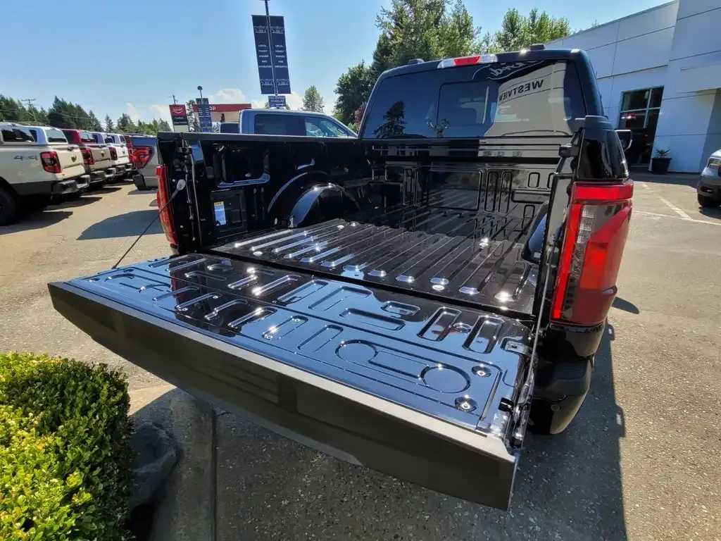 Ford F-150 2026 photo 4