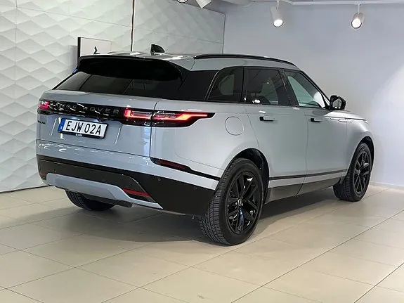 Land Rover Range Rover Velar 2026 photo 4