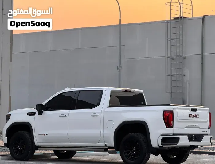 GMC Sierra 2022 photo 3