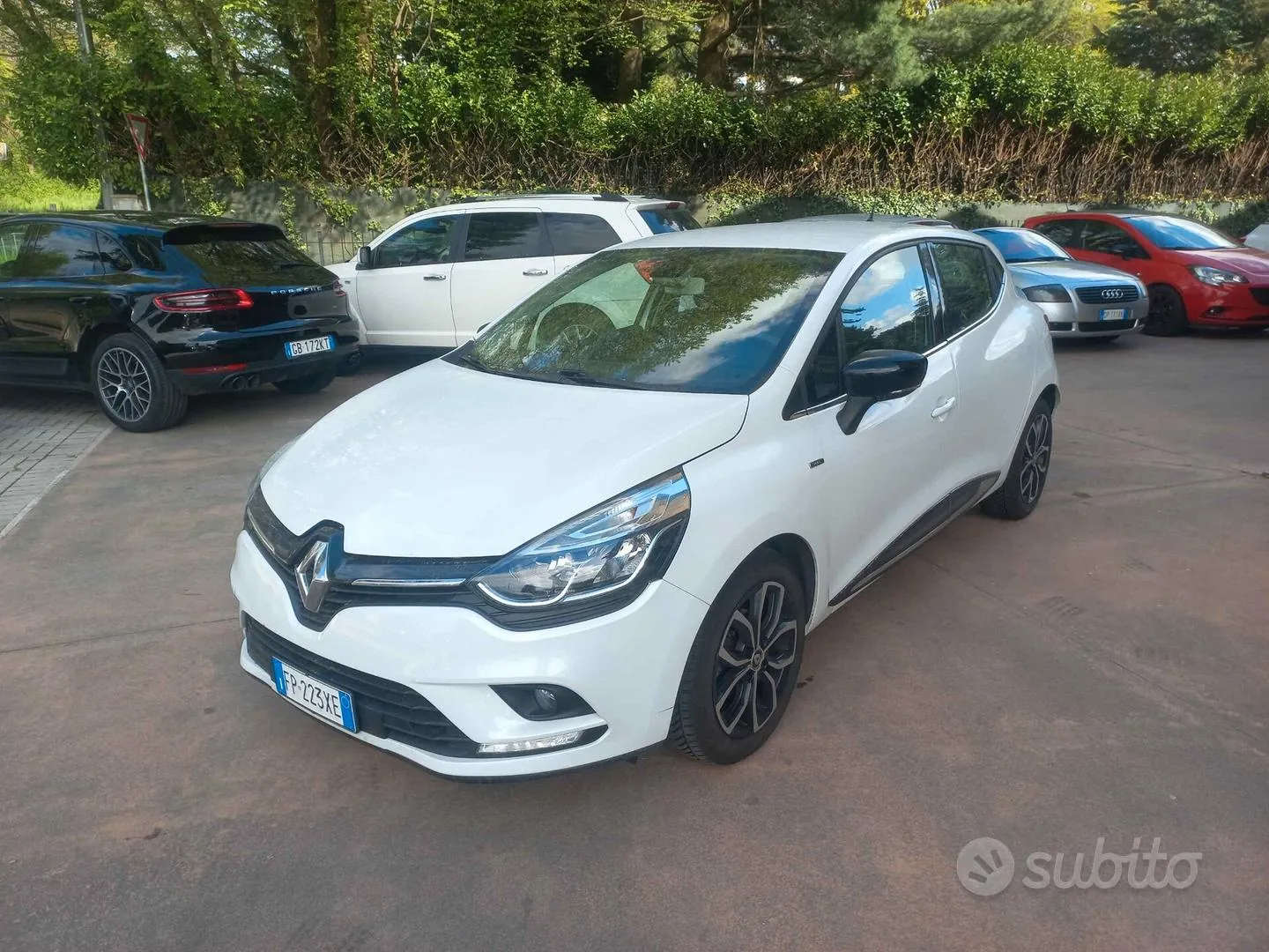 Renault Clio 2018 photo 2