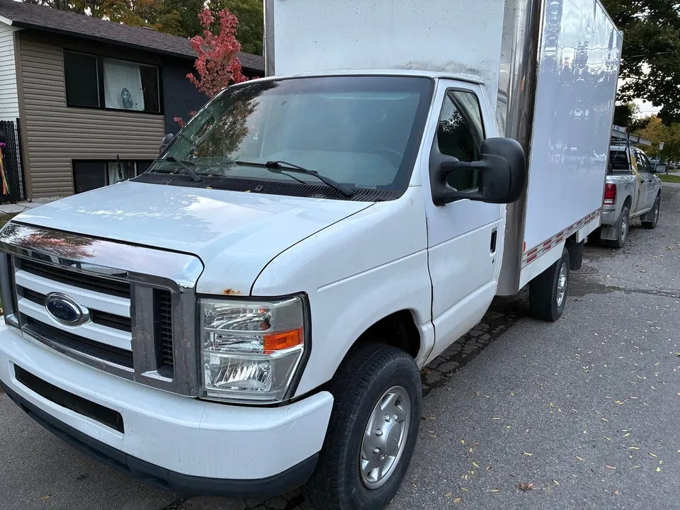 Ford E-350