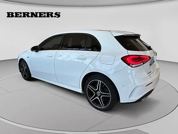 Mercedes-Benz A250 E 2021 photo 3