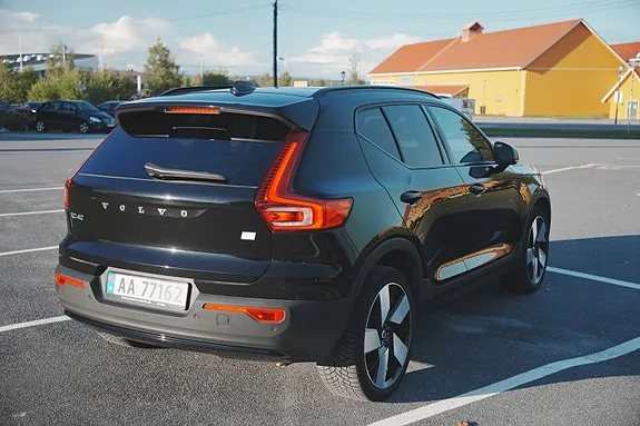 Volvo Xc40 2024 photo 2