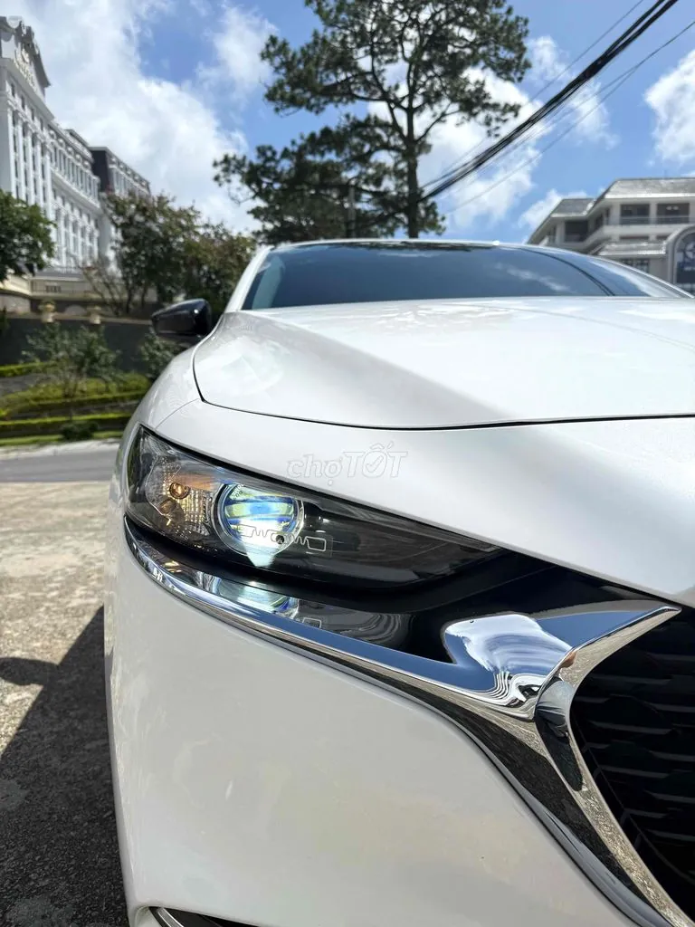 Mazda 3 2022 photo 4