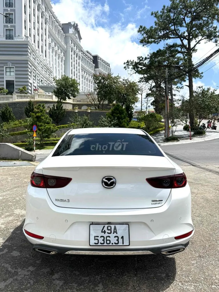 Mazda 3 2022 photo 5