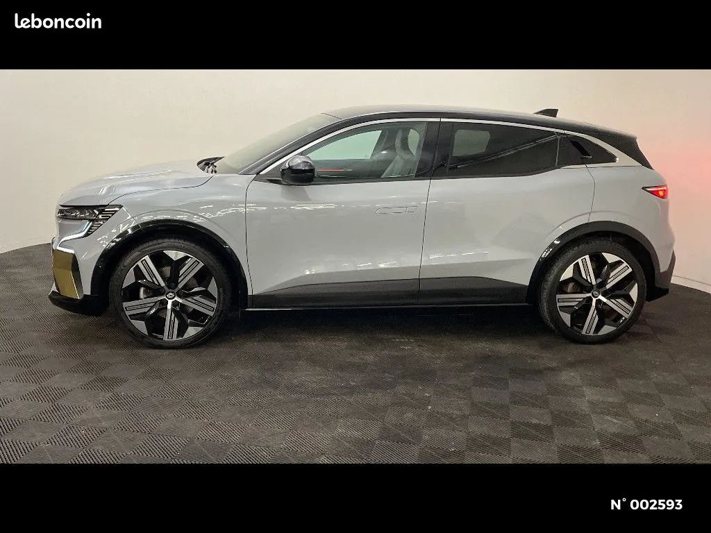 Renault Megane 2022 photo 2
