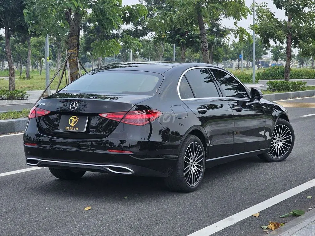 Mercedes-Benz C-Class 2023 photo 5