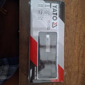 Toyota Yt1752