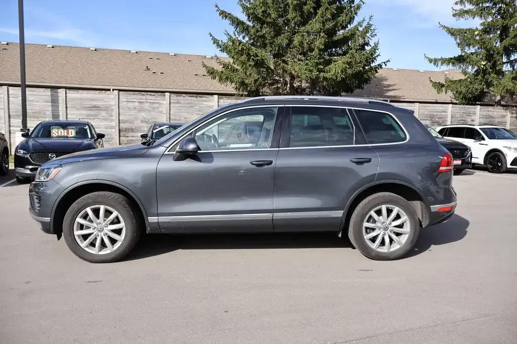 Volkswagen Touareg 2016 photo 2