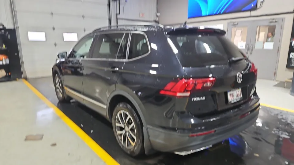 Volkswagen Tiguan 2018 photo 3