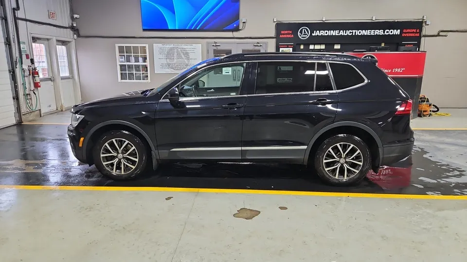 Volkswagen Tiguan 2018 photo 2