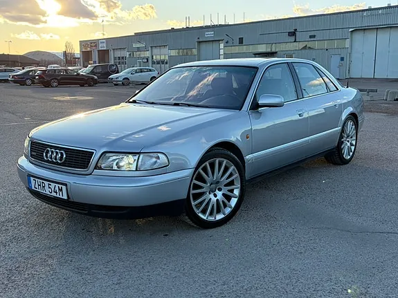 Audi A8