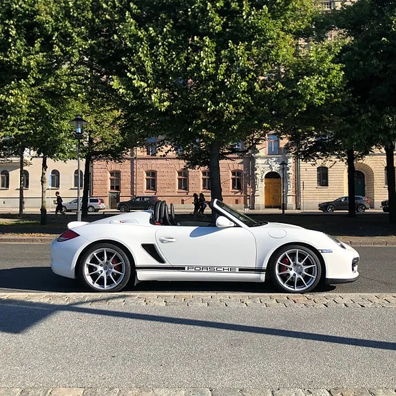 Porsche Boxster Spyder 2011 photo 2