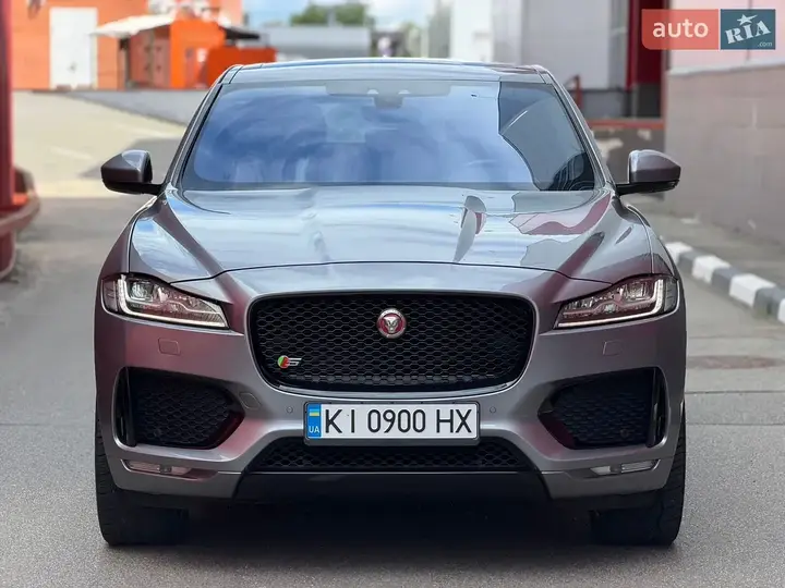 Jaguar F-Pace 2019 photo 3
