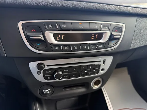 Renault Megane Iii 2015 photo 5