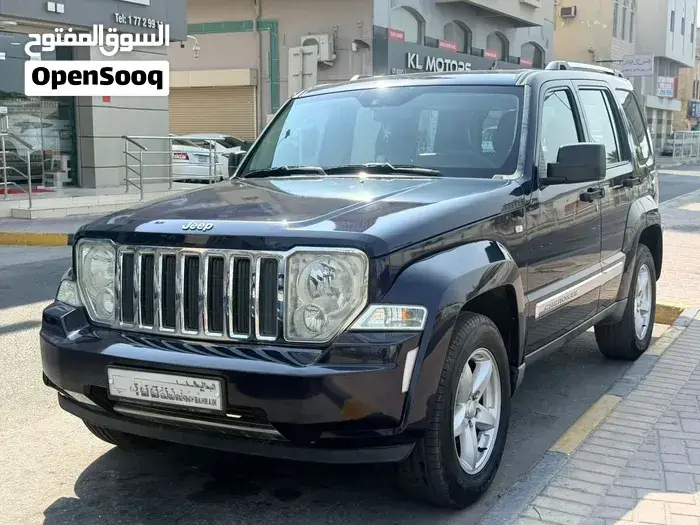 Jeep Cherokee 2012 photo 3