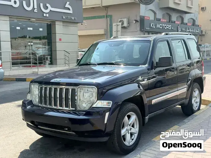 Jeep Cherokee 2012 photo 2