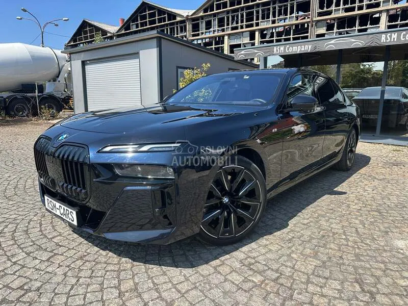 BMW 740
