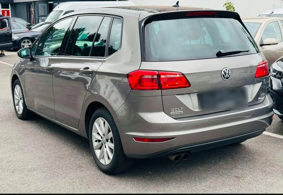 Volkswagen Golf Sportsvan