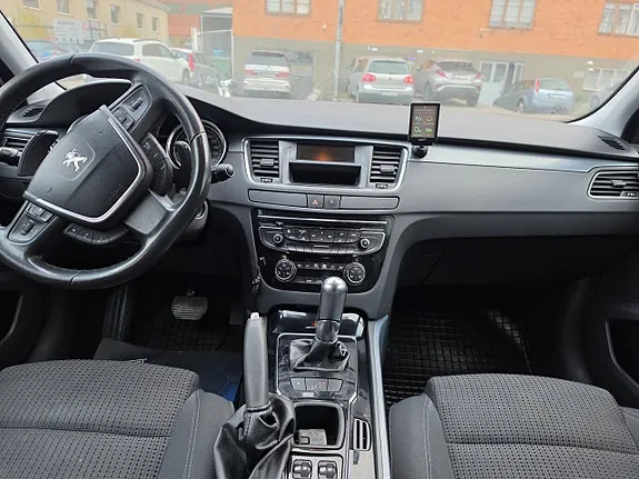 Peugeot 508 2012 photo 5