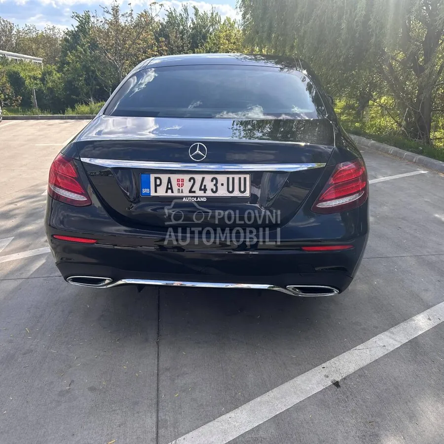 Mercedes-Benz E 220 2017 photo 5