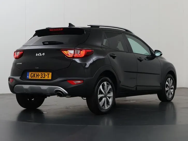 Kia Stonic 2024 photo 2