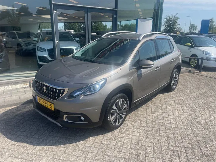 Peugeot 2008 2016 photo 2