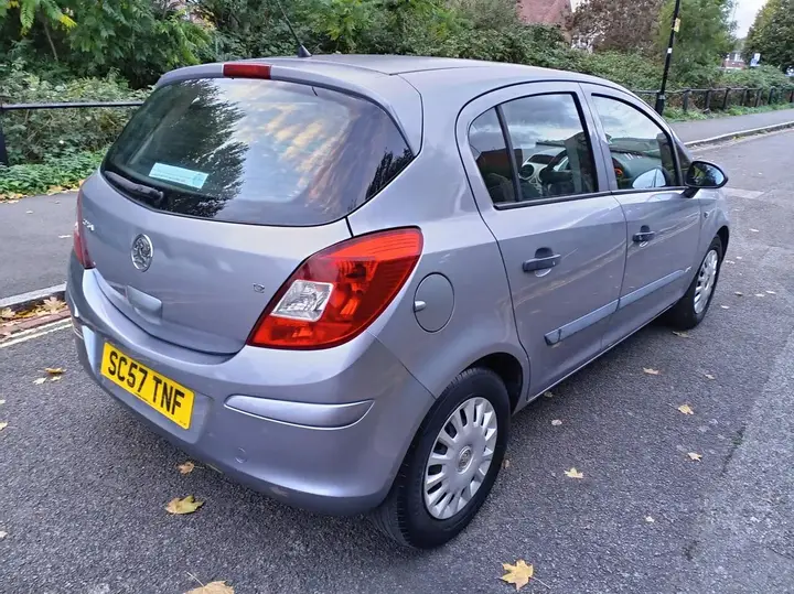 Vauxhall Corsa 2008 photo 3