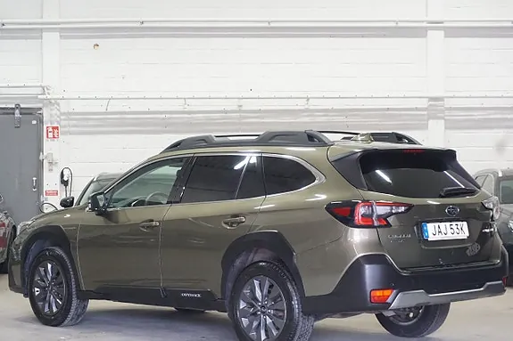 Subaru Outback 2023 photo 3