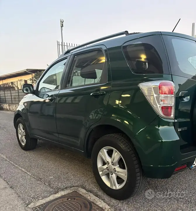 Daihatsu Terios 2010 photo 5