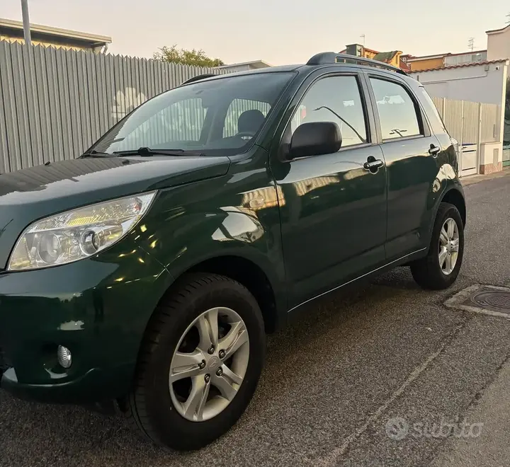 Daihatsu Terios 2010 photo 3