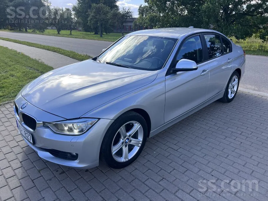 BMW F30