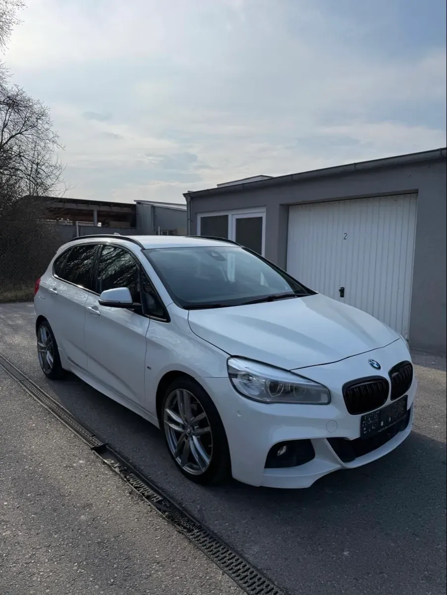 BMW 2 Series 2016 photo 2