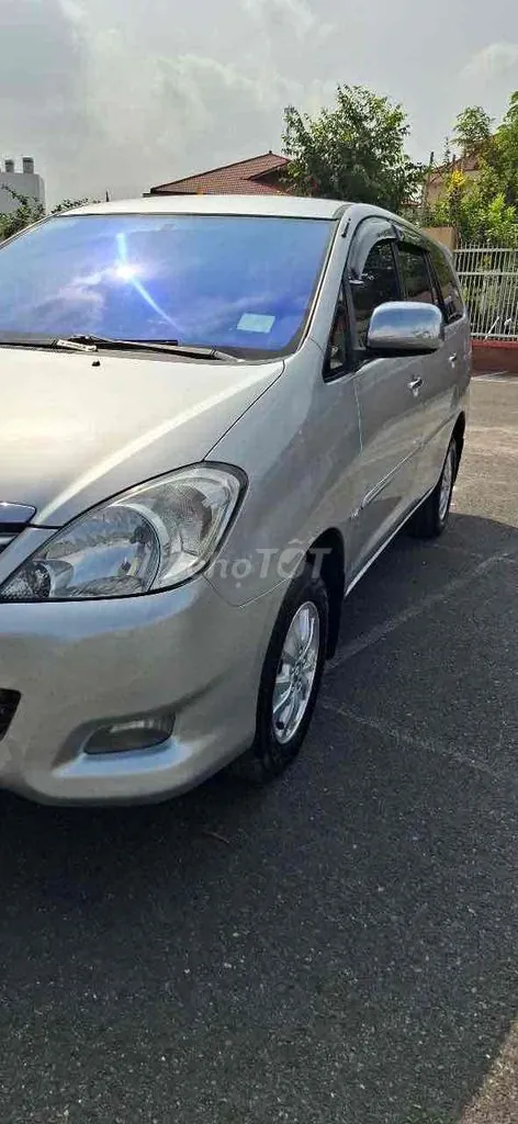 Toyota Innova 2011 photo 4
