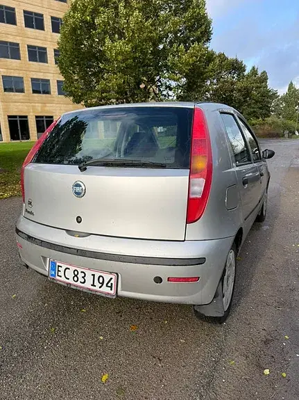 Fiat Punto 2004 photo 3