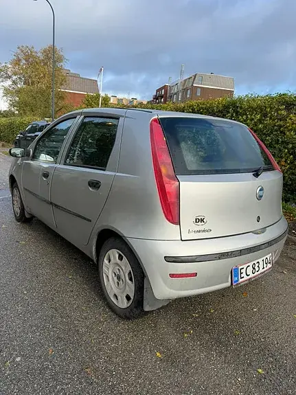 Fiat Punto 2004 photo 4