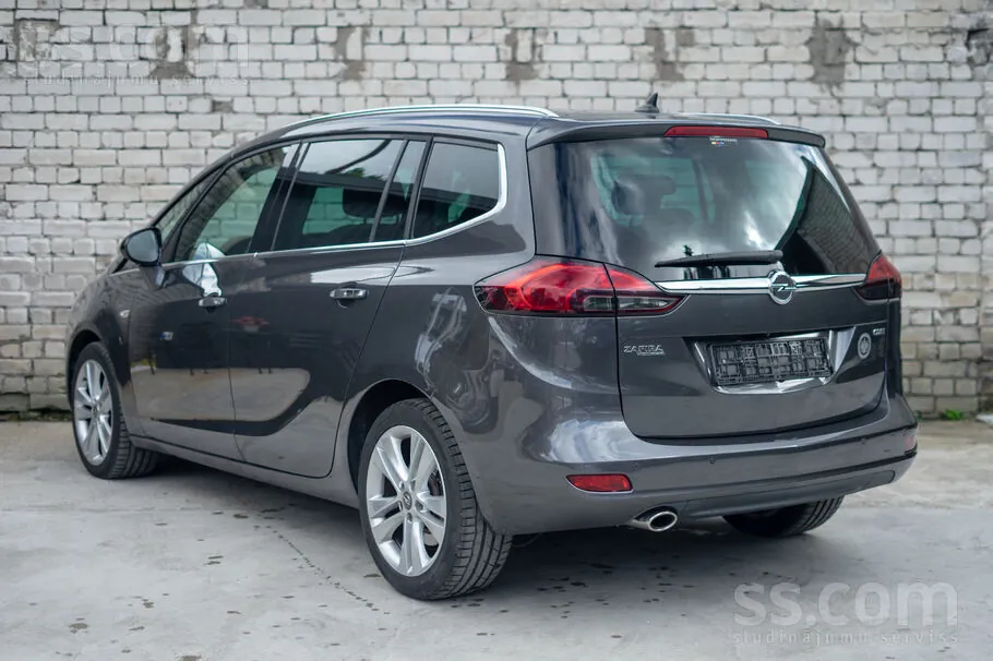 Opel Zafira 2012 photo 4