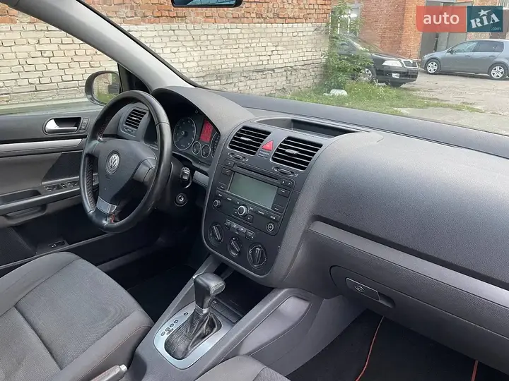 Volkswagen Golf 2006 photo 4