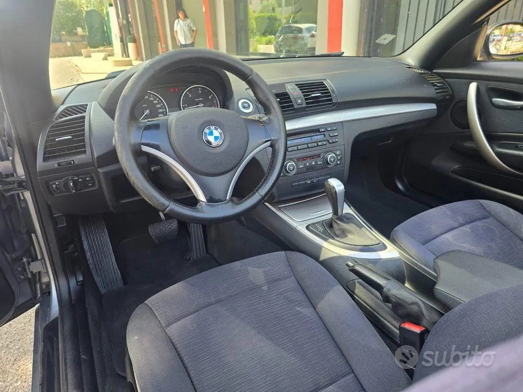 BMW 120D 2010 photo 3