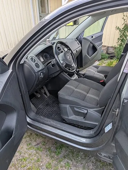 Volkswagen Tiguan 2011 photo 3