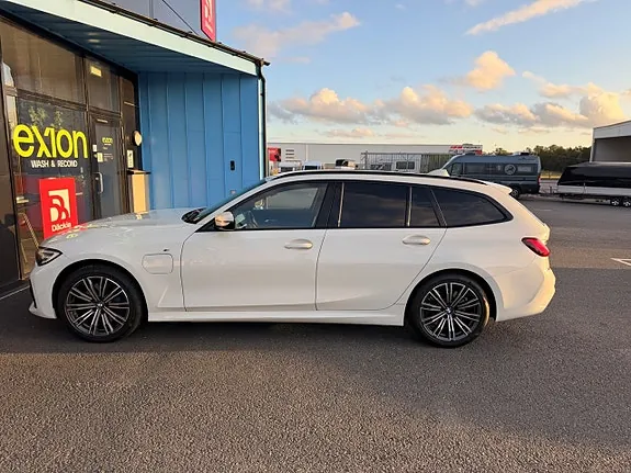 BMW 330E 2021 photo 5