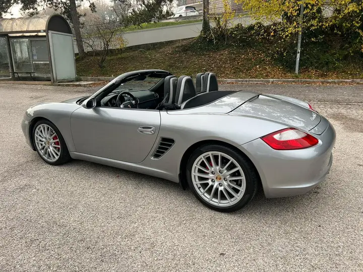 Porsche Boxster 2005 photo 2
