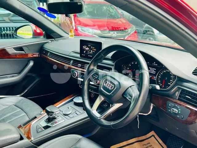 Audi A4 2018 photo 4