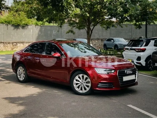 Audi A4 2018 photo 2