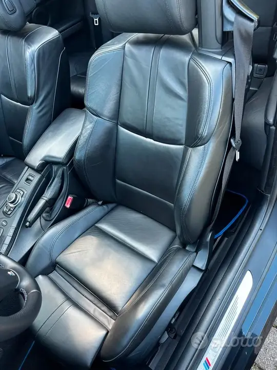 BMW M3 2010 photo 5