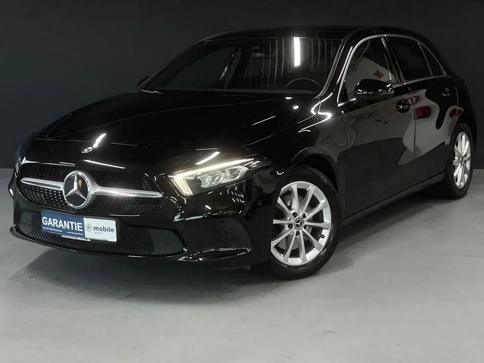 Mercedes-Benz A 220
