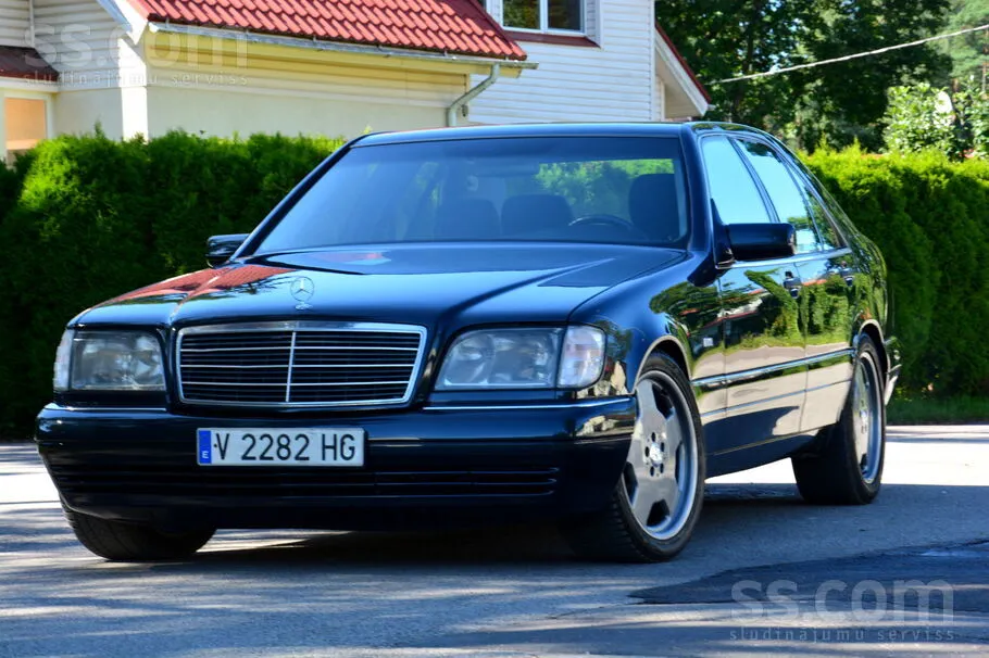 Mercedes-Benz S300