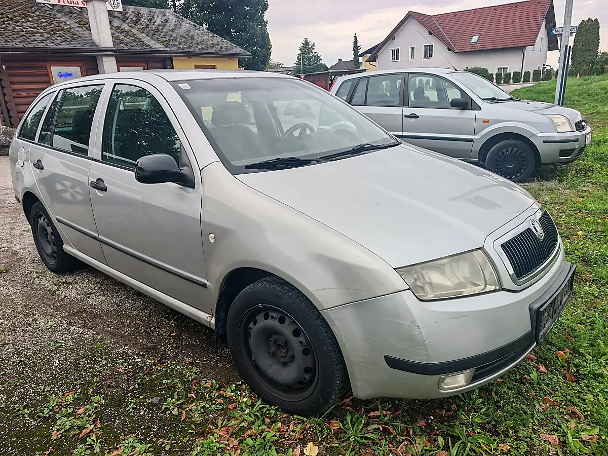 Skoda Fabia 2003 photo 2