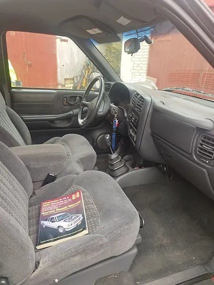 Chevrolet S10 1997 photo 4