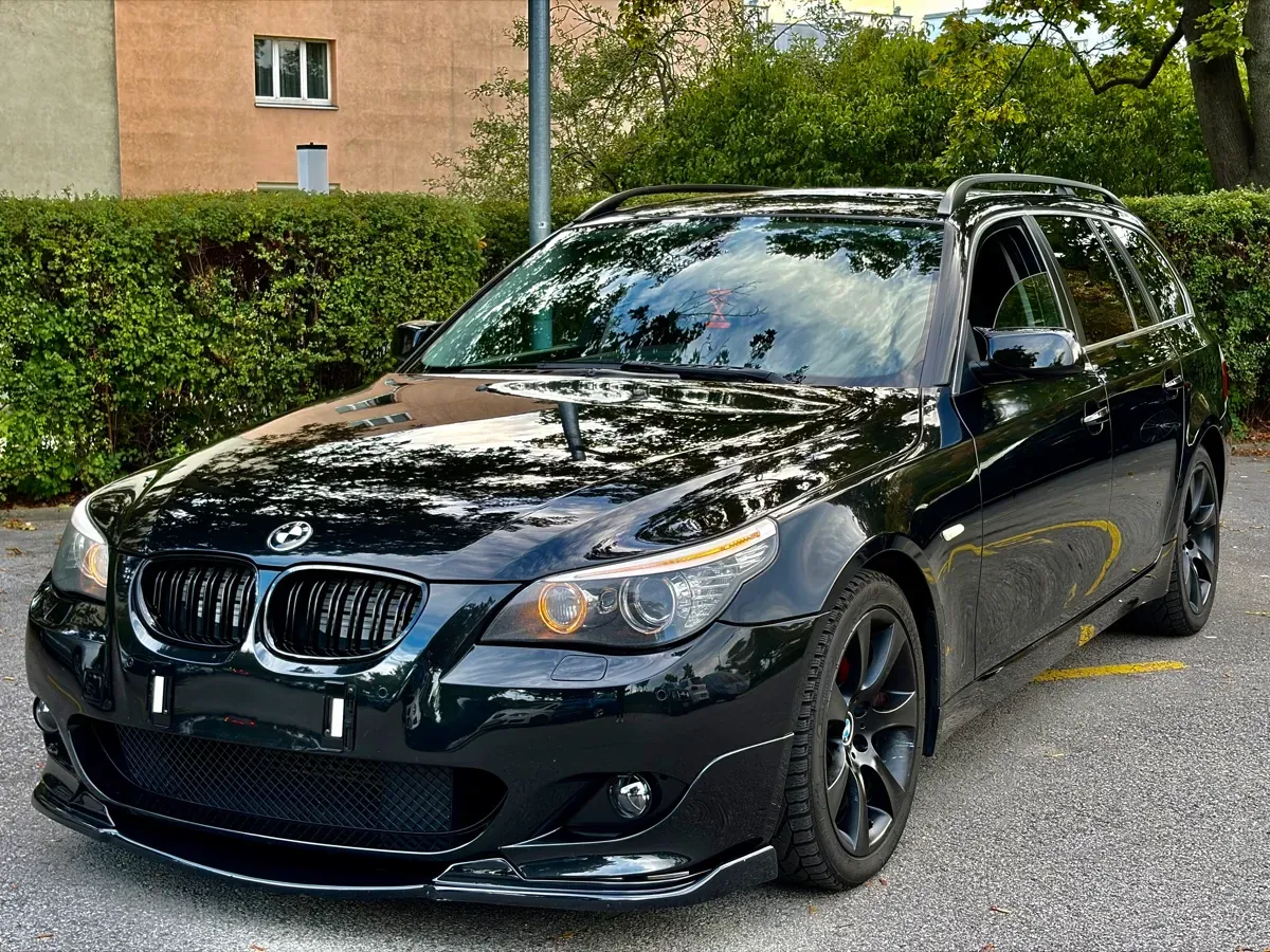 BMW 5 Series 2008 photo 2